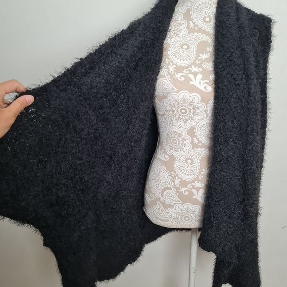 G.I.L.I Open Front Drape Textured Fuzzy Sweater Vest Black Women's Size S - Picture 9 of 15